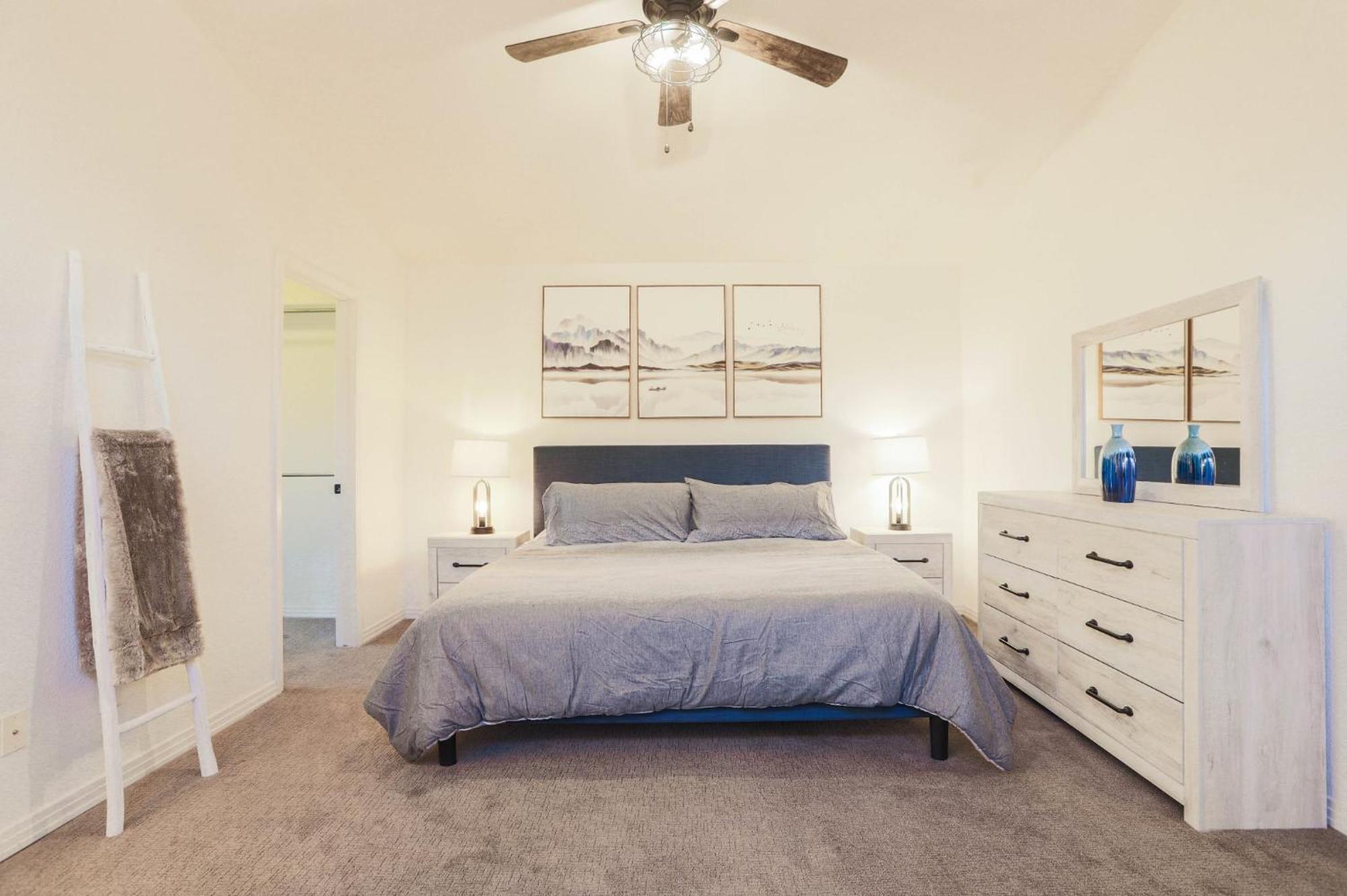 Stylish Duplex By Tennyson & Regis Denver